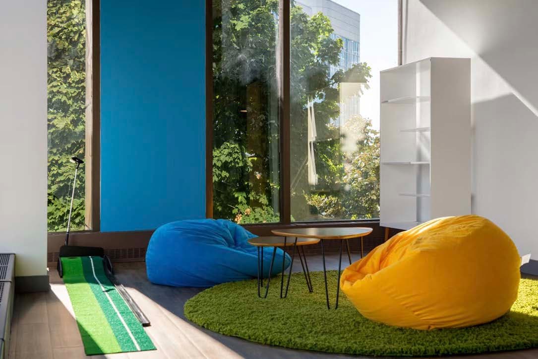 Casual Discussion Space